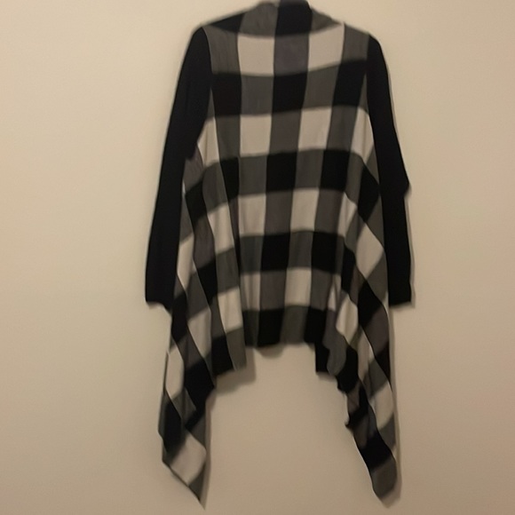 Used - Picture 3 of 3